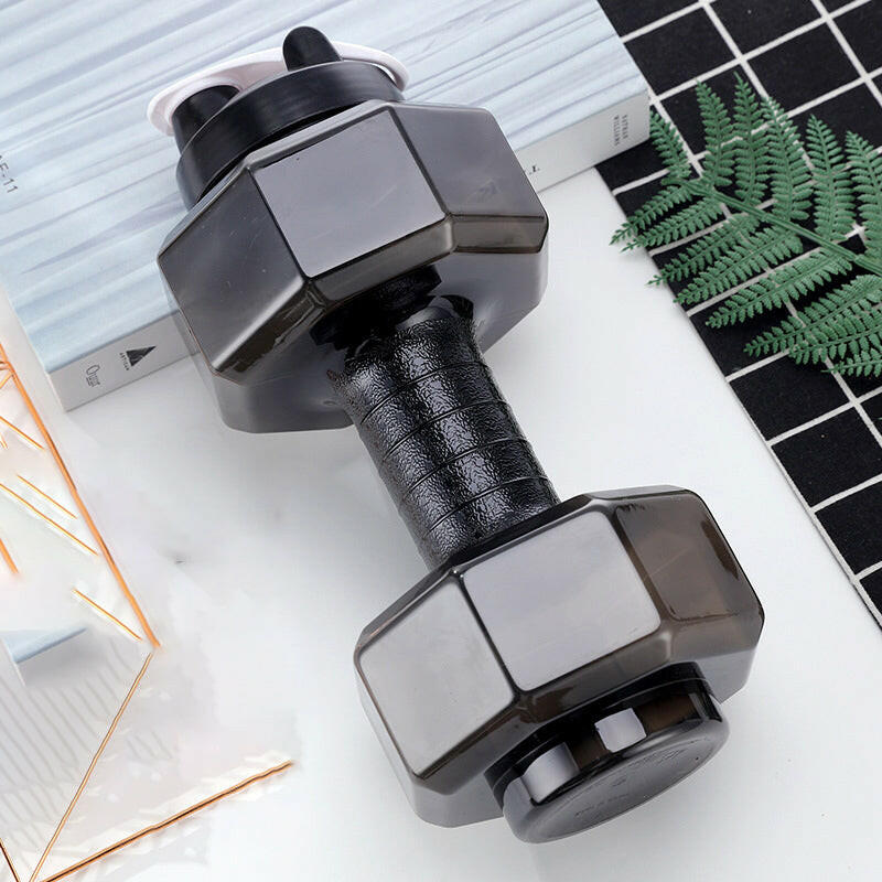 HydraFlex – Sustainable Dumbbell Water Bottle for Fitness