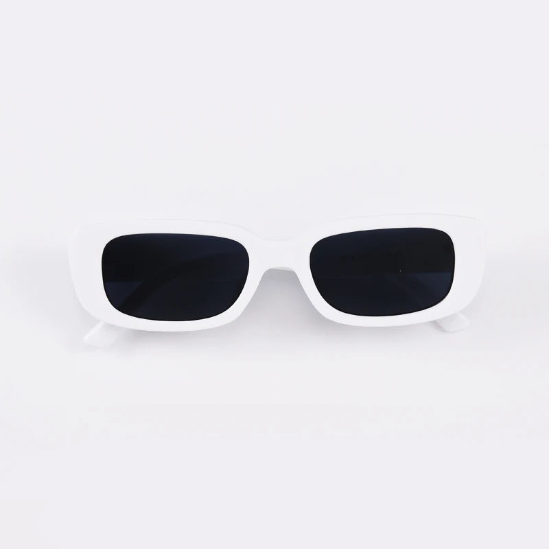 Hugo Shades – Retro Chic Sunglasses for a Stylish Look