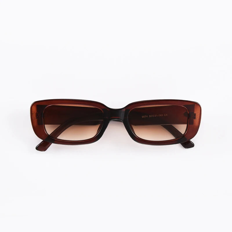 Hugo Shades – Retro Chic Sunglasses for a Stylish Look