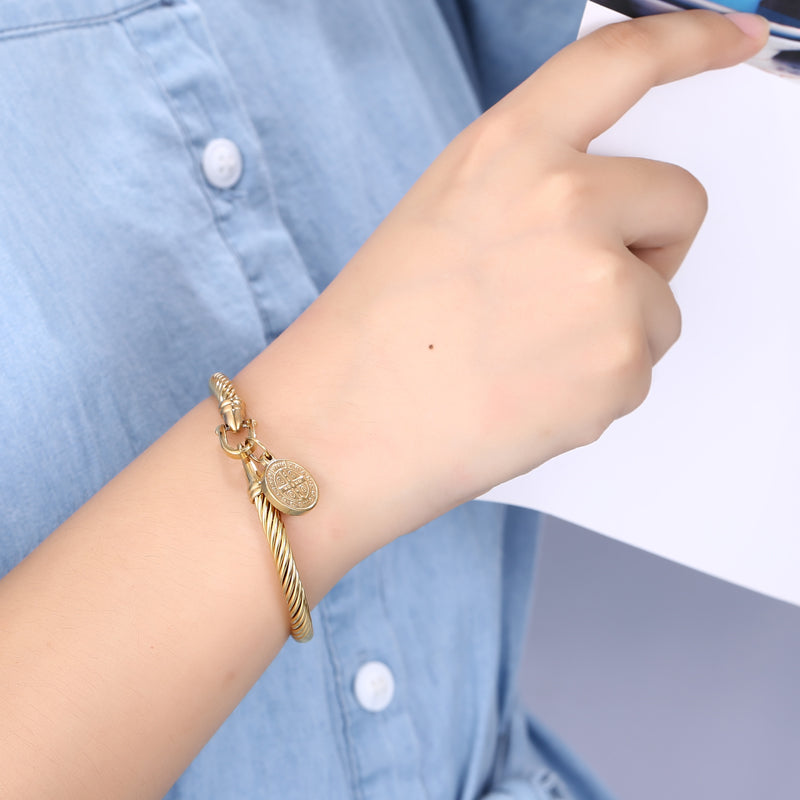 Benedetta – Elegant Saint Benedict charm bracelet