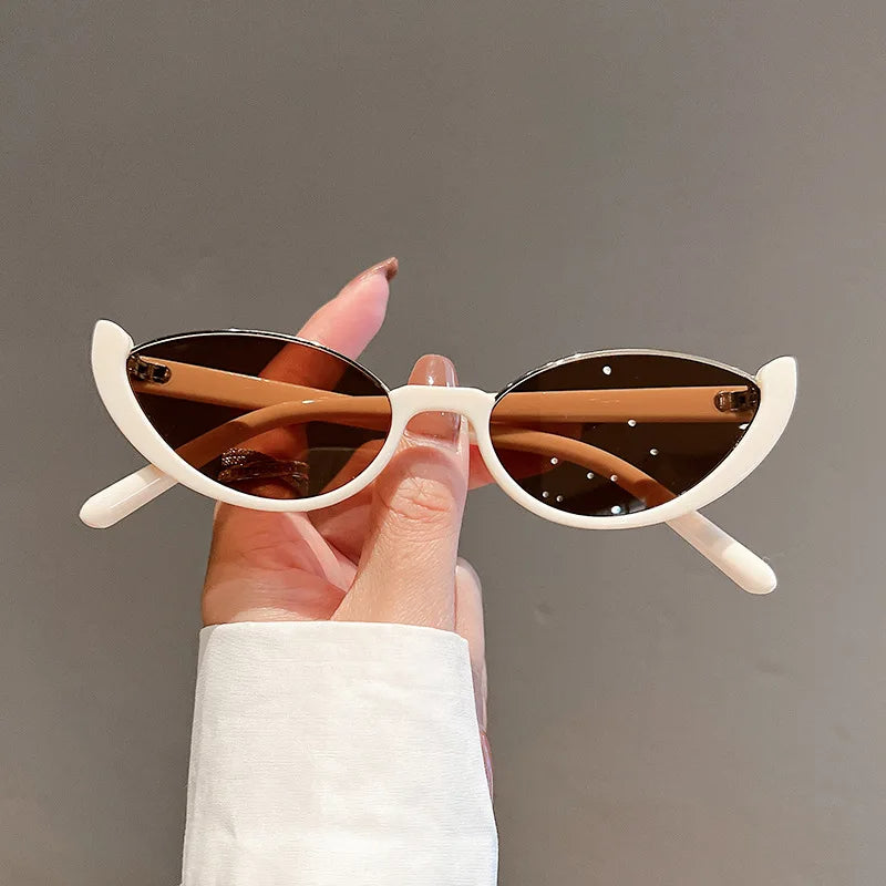 Emily Shades - Trendy Retro Sunglasses for Women