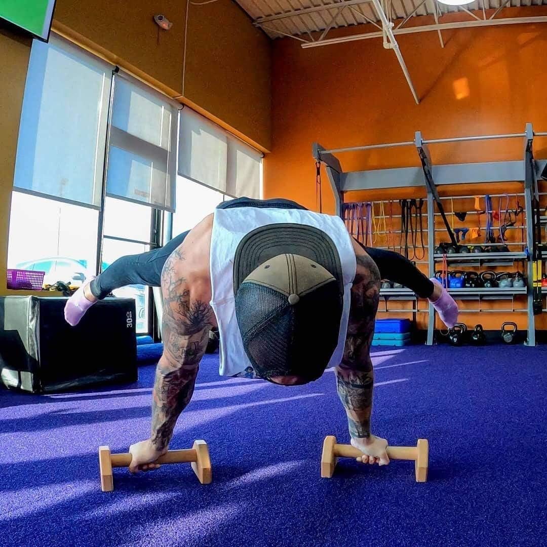 Calisthenics PowerBars – Sturdy Wooden Push-Up Bars