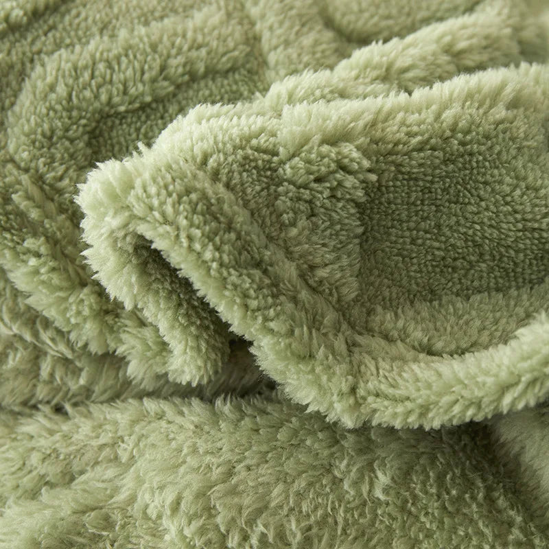 CozyLuxe - Luxury Lambswool Blanket for Bedroom