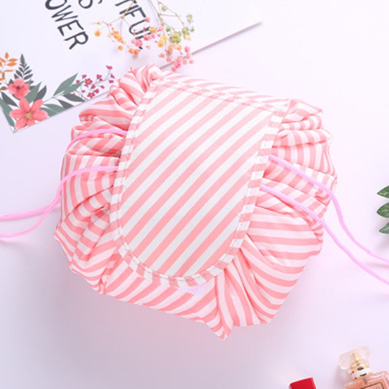 ShannaScrunch – Trendy Makeup Organizer for Your Handbag