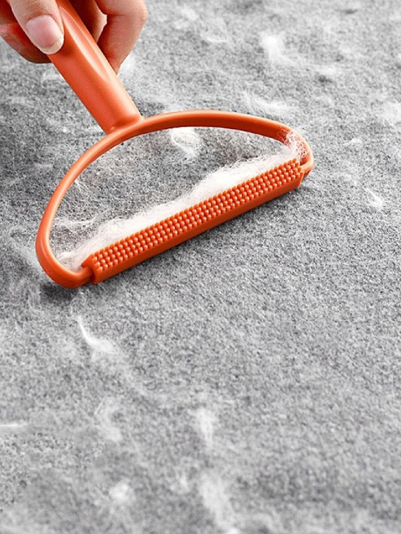 FluffFree Cleaner - Powerful Lint and Dust Remover