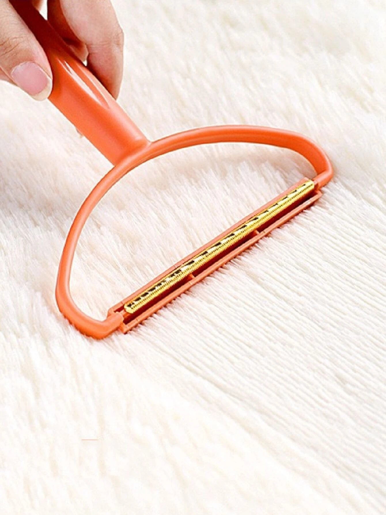 FluffFree Cleaner - Powerful Lint and Dust Remover