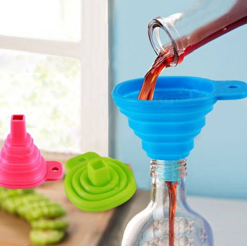 FoldEase Funnel - Practical kitchen tool for quick pouring