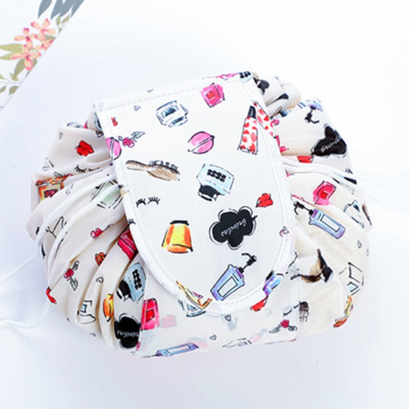 ShannaScrunch – Trendy Makeup Organizer for Your Handbag