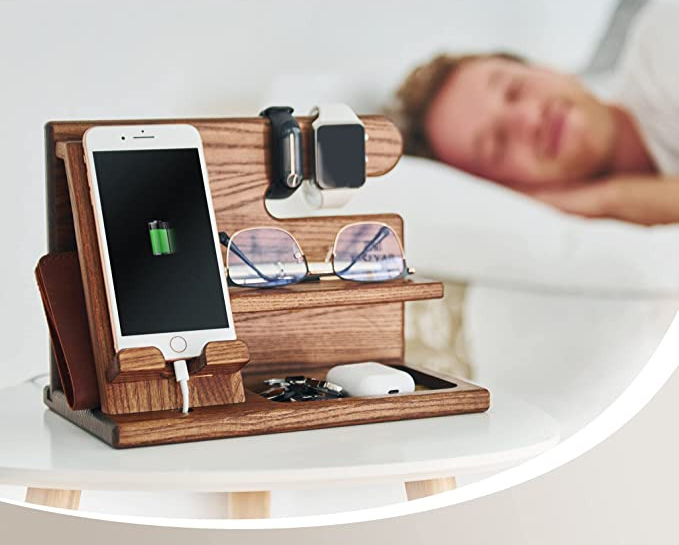WoodDock – Stylish Wooden Organizer for Devices