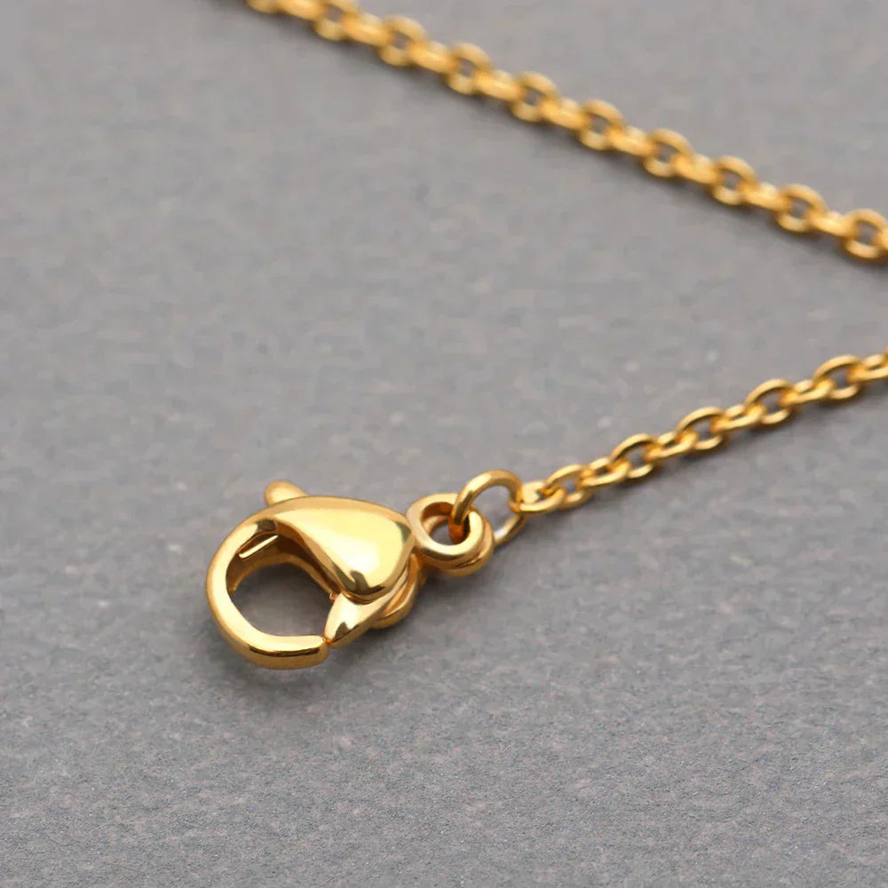 SunBlossom Necklace - Elegant Sunflower Medallion