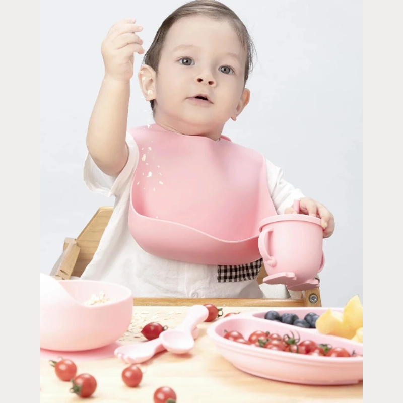 TinyBites – Stylish Silicone Baby Feeding Set