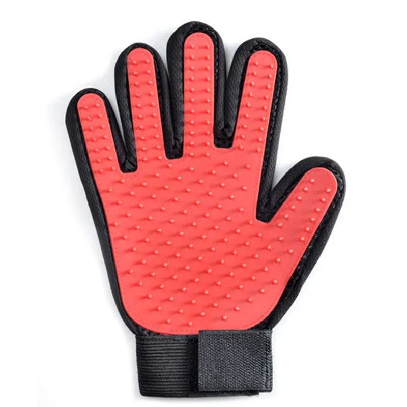 PetCareGlove – Efficient Grooming for Pets