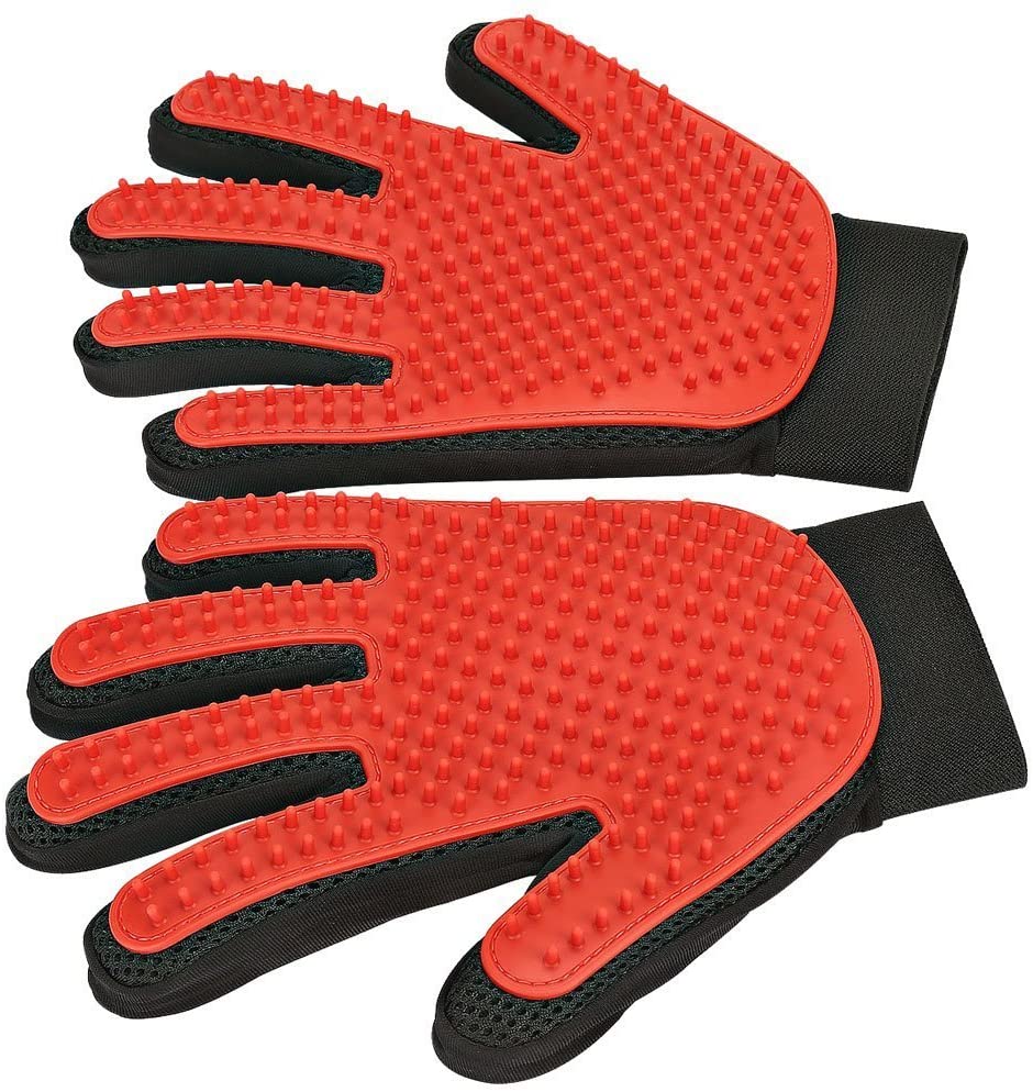 PetCareGlove – Efficient Grooming for Pets