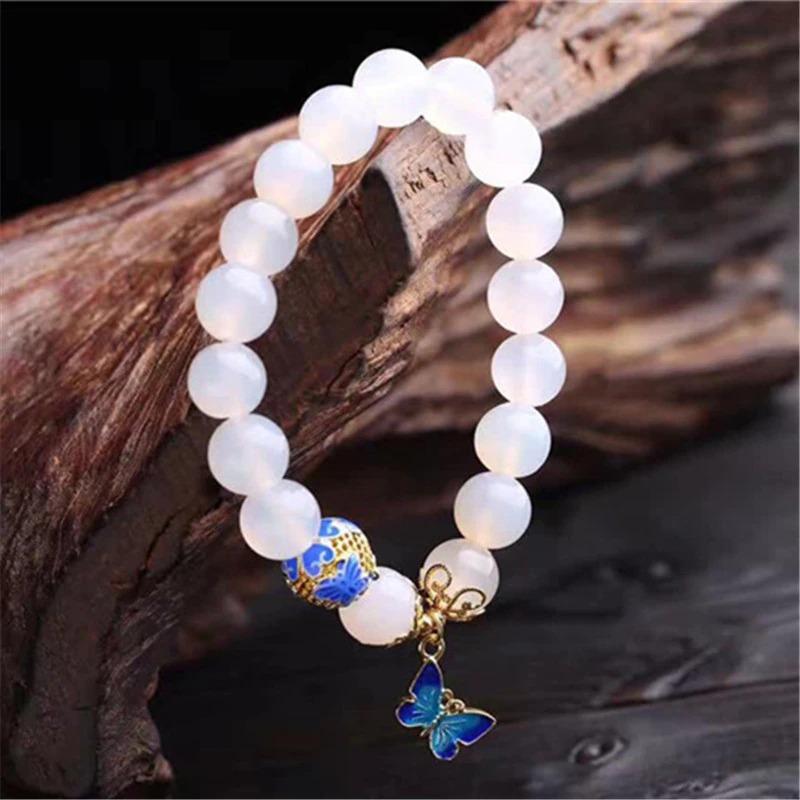 Butterfly charm bracelet – Elegant white agate