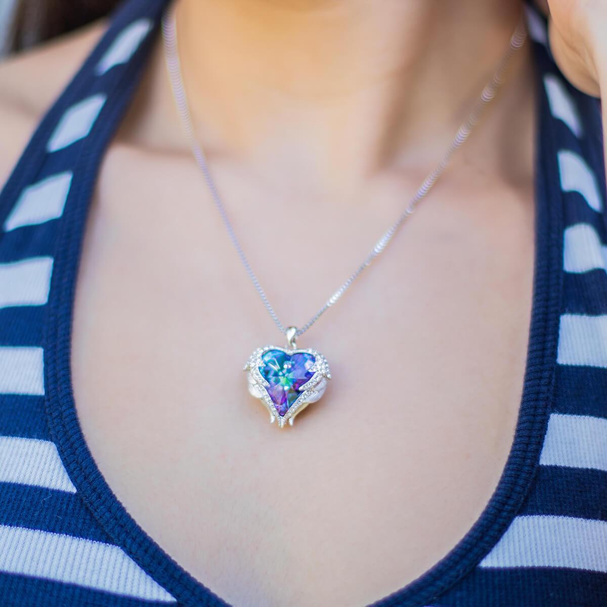 Celestina Wings – Elegant Angel Wing Necklace