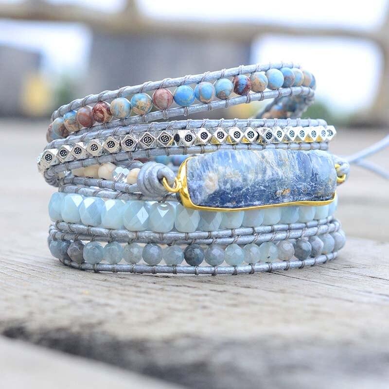 Aurina – Enchanting Blue Topaz Bracelet