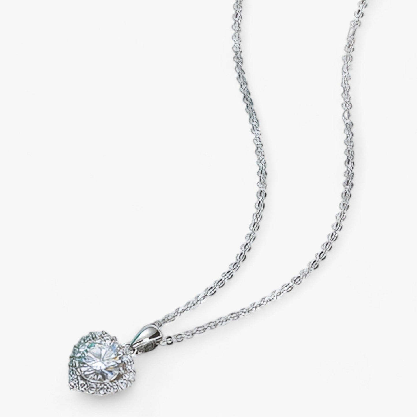 Amouria - Luxury Moissanite Heart-Shaped Pendant Necklace