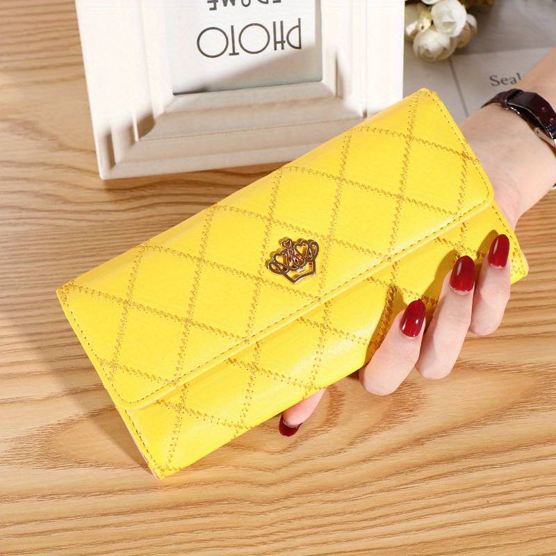 ArgyleWallet - Triangular Wallet with Style