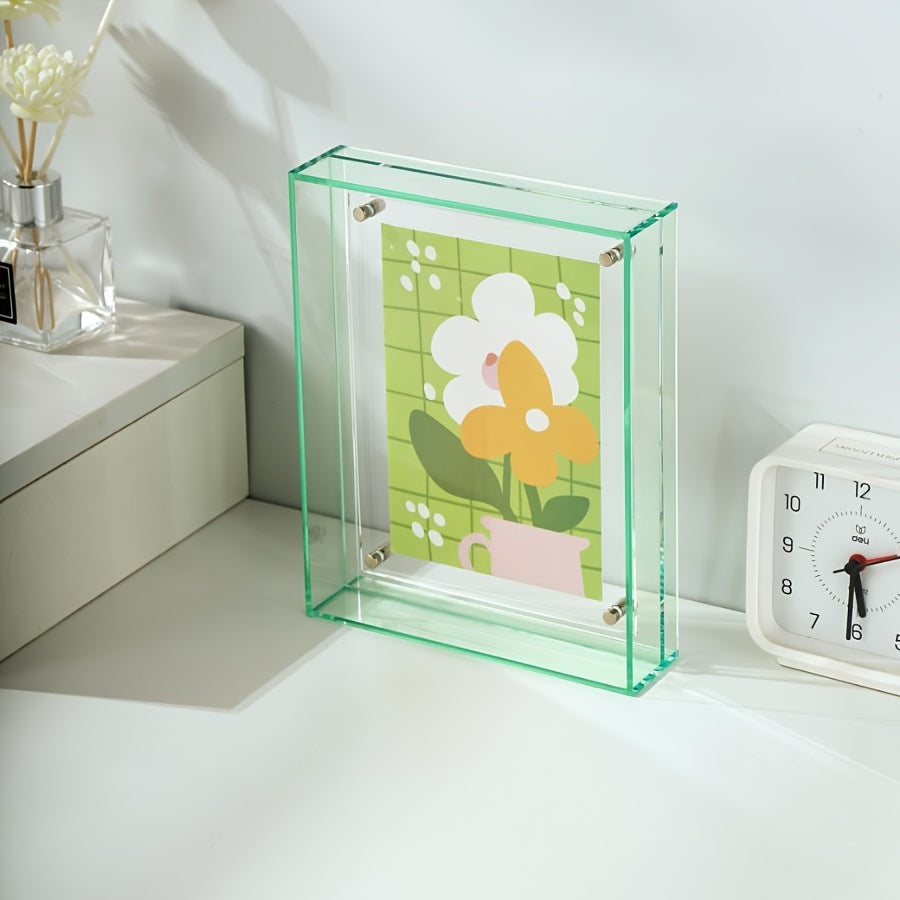 ChicFrame – Luxury Acrylic Photo Frame for Your Photos