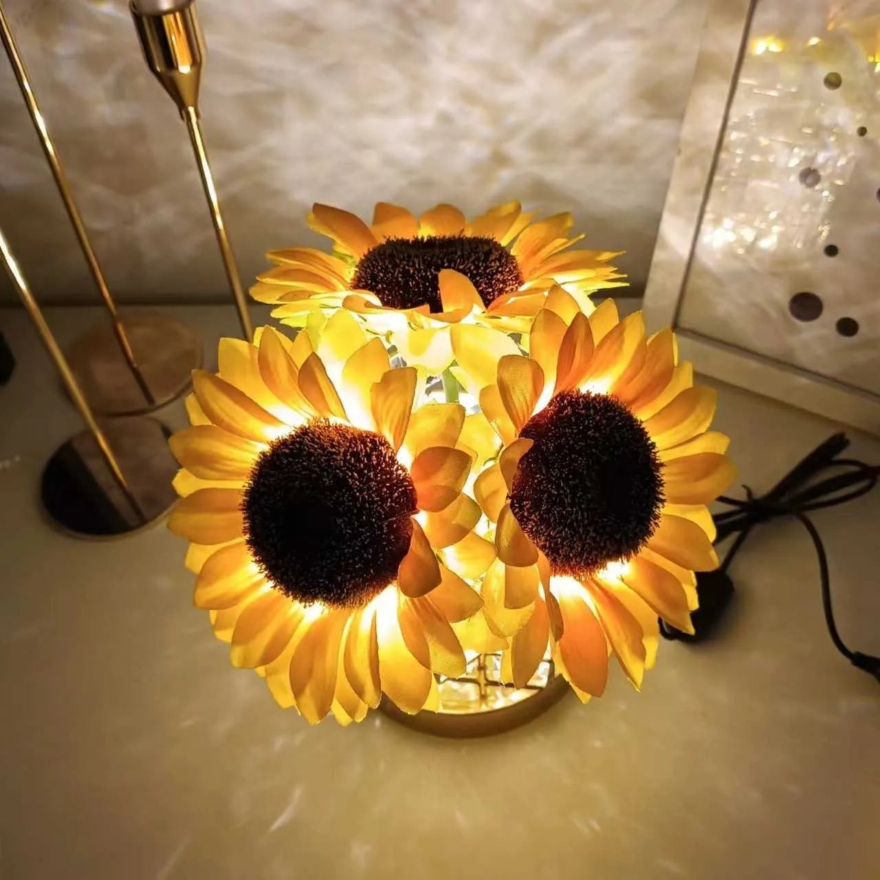 LumiBloom - Wireless Touch Lamp with Rechargeable Function