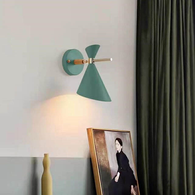 NordicElegance Wall Light - Minimalistische Hoornvormige LED Wandlamp