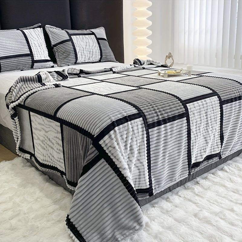 Luxury Plush Blanket with Trendy Stripe Print – Ultimate Comfort