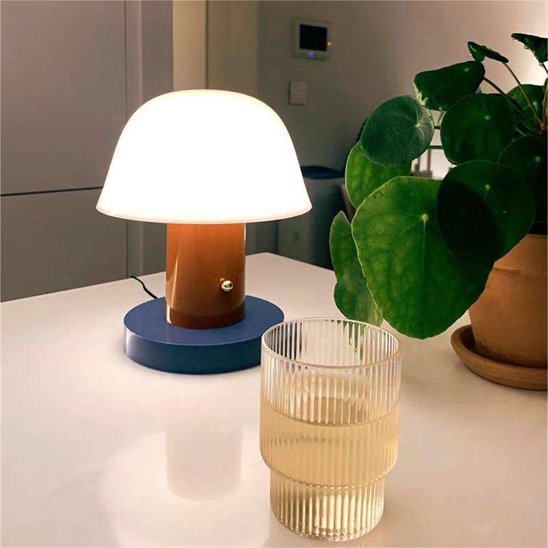 NatureGlow Lamp - Modern Mushroom Table Lamp