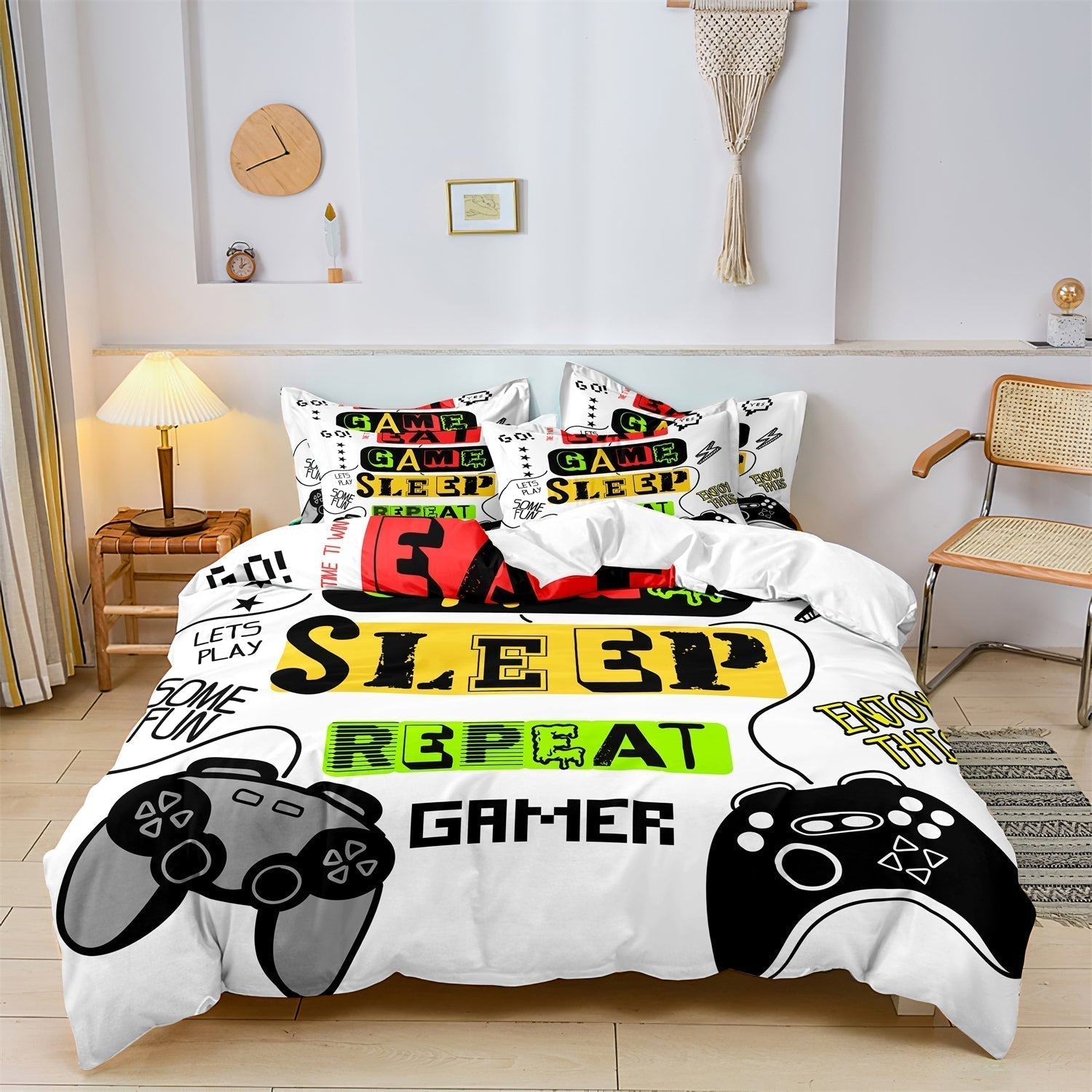 GameDreamer: Luxury Duvet Cover for Adventurous Bedrooms
