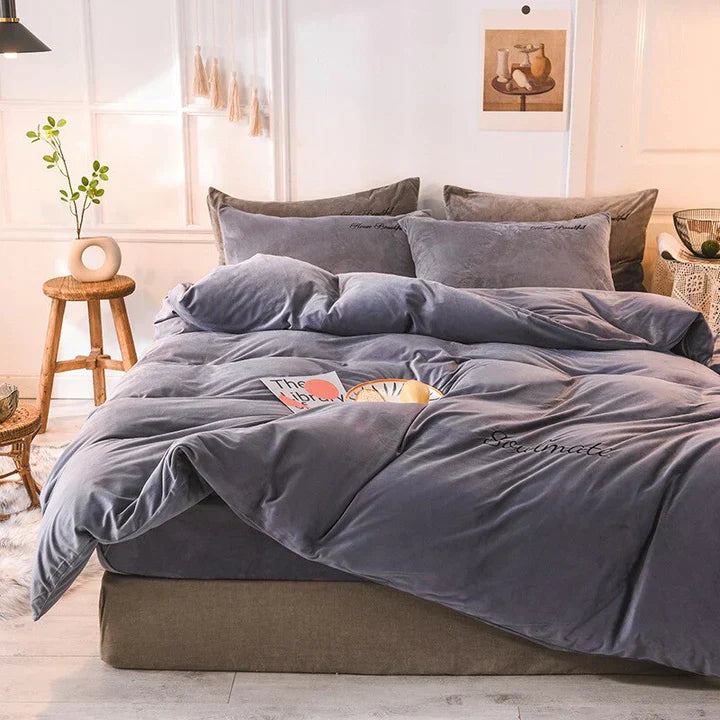 VeloursNacht – Luxury Duvet Cover for Ultimate Comfort
