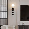 LumenSphere - Luxe Metalen Wandlamp met Bollen