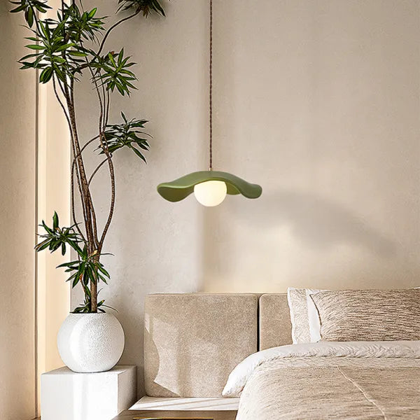 Lotus Leaf Pendant Light - Bring Natural Elegance to Your Dining Space
