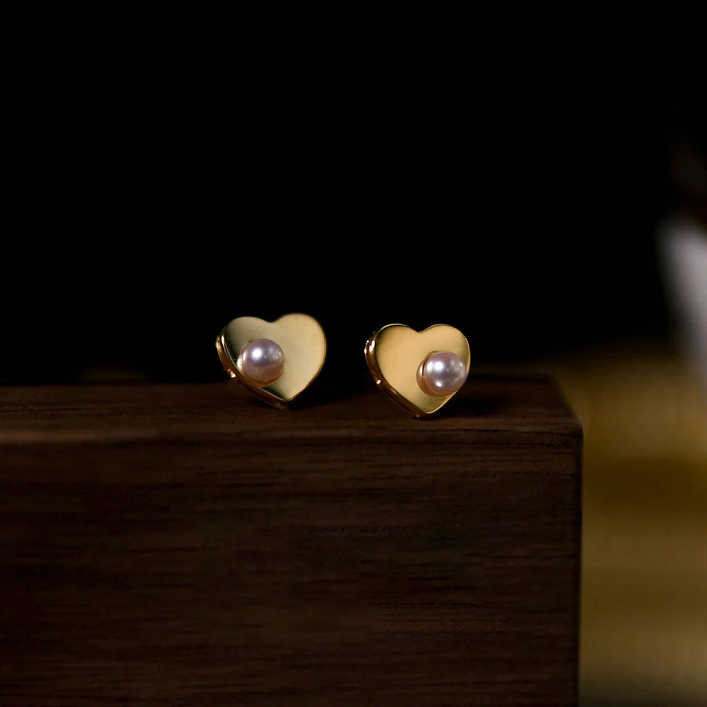 Amelie Heart Studs - Elegant Pearl Earrings