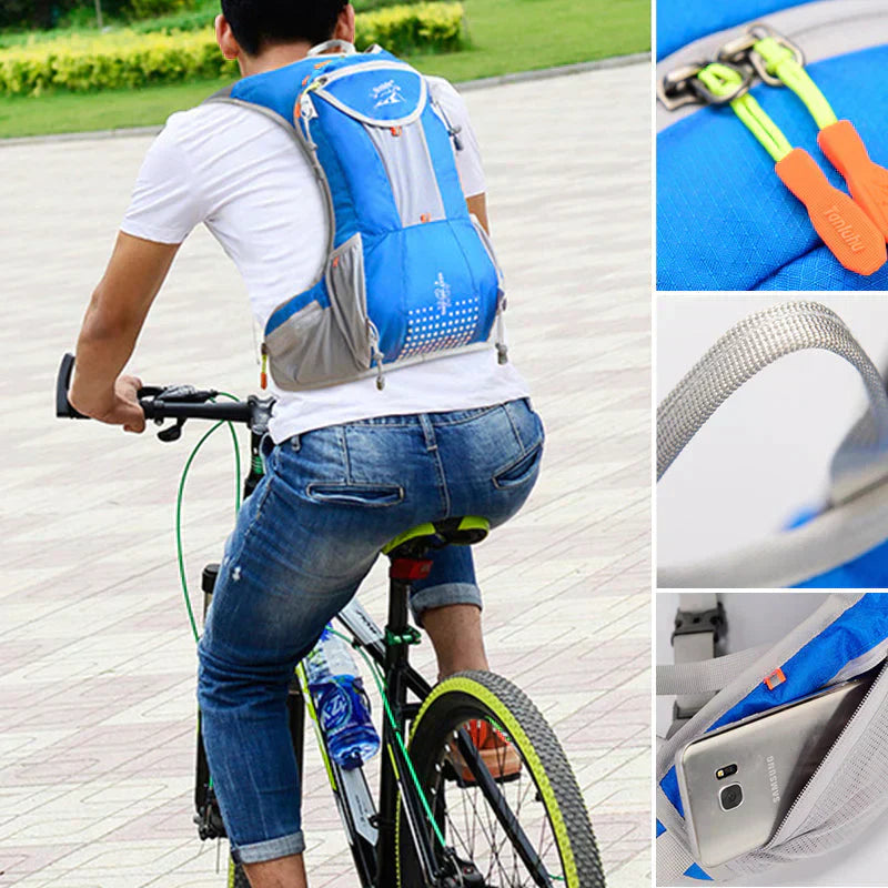 AquaPack - Stylish Waterproof Backpack with Water Bladder