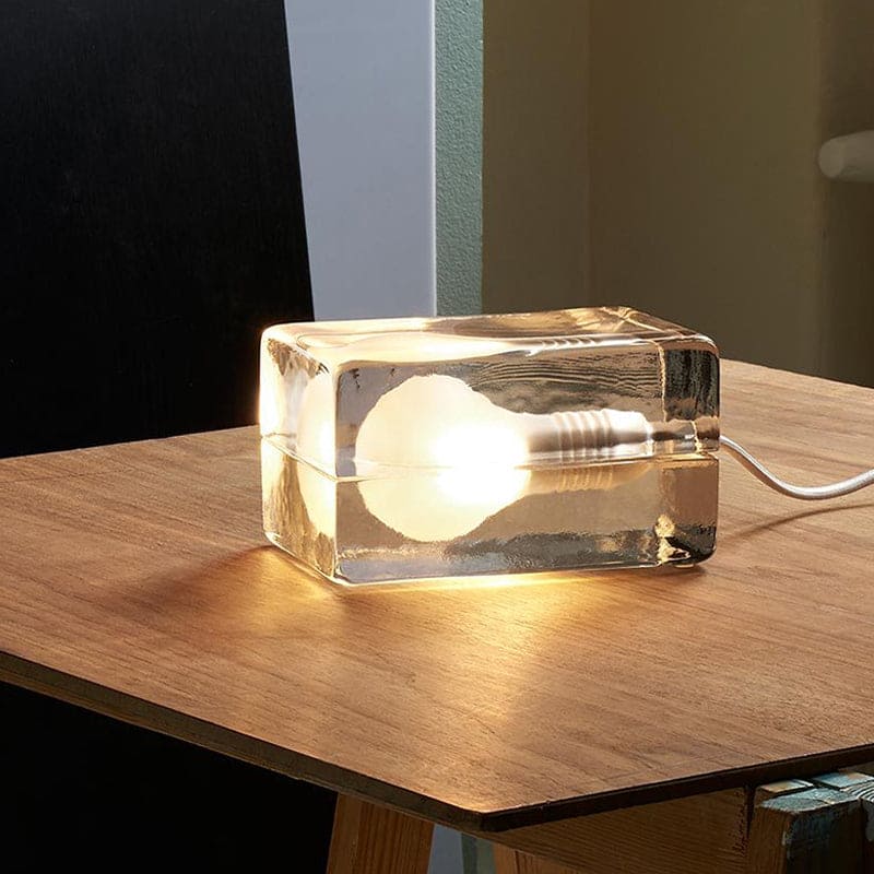 Icecube Lamp - Modern table lamp in the shape of an ice cube