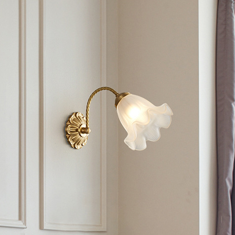 VintageGlow – Retro Glass Wall Lamp for Ambiance