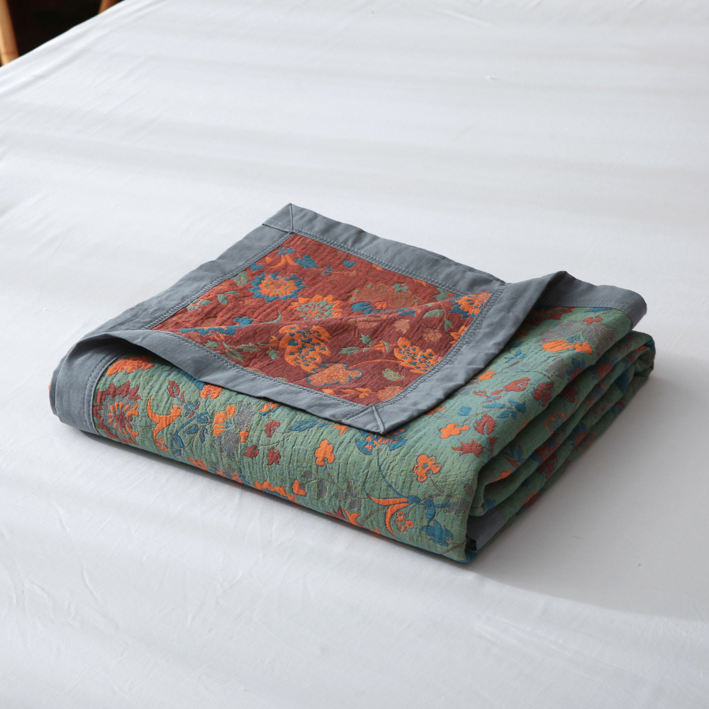 Gothel™ Retro Floral Blanket – Luxurious Vintage Ambiance