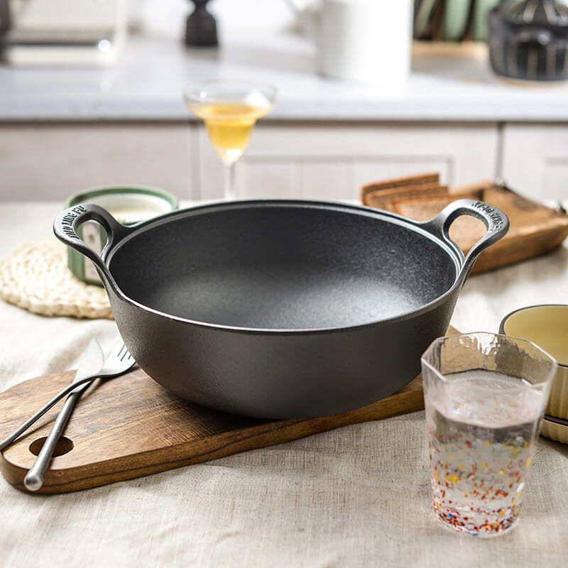 CastePrima Pan - Durable Non-Stick & Wooden Lid