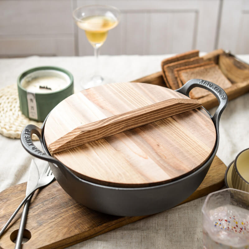 CastePrima Pan - Durable Non-Stick & Wooden Lid
