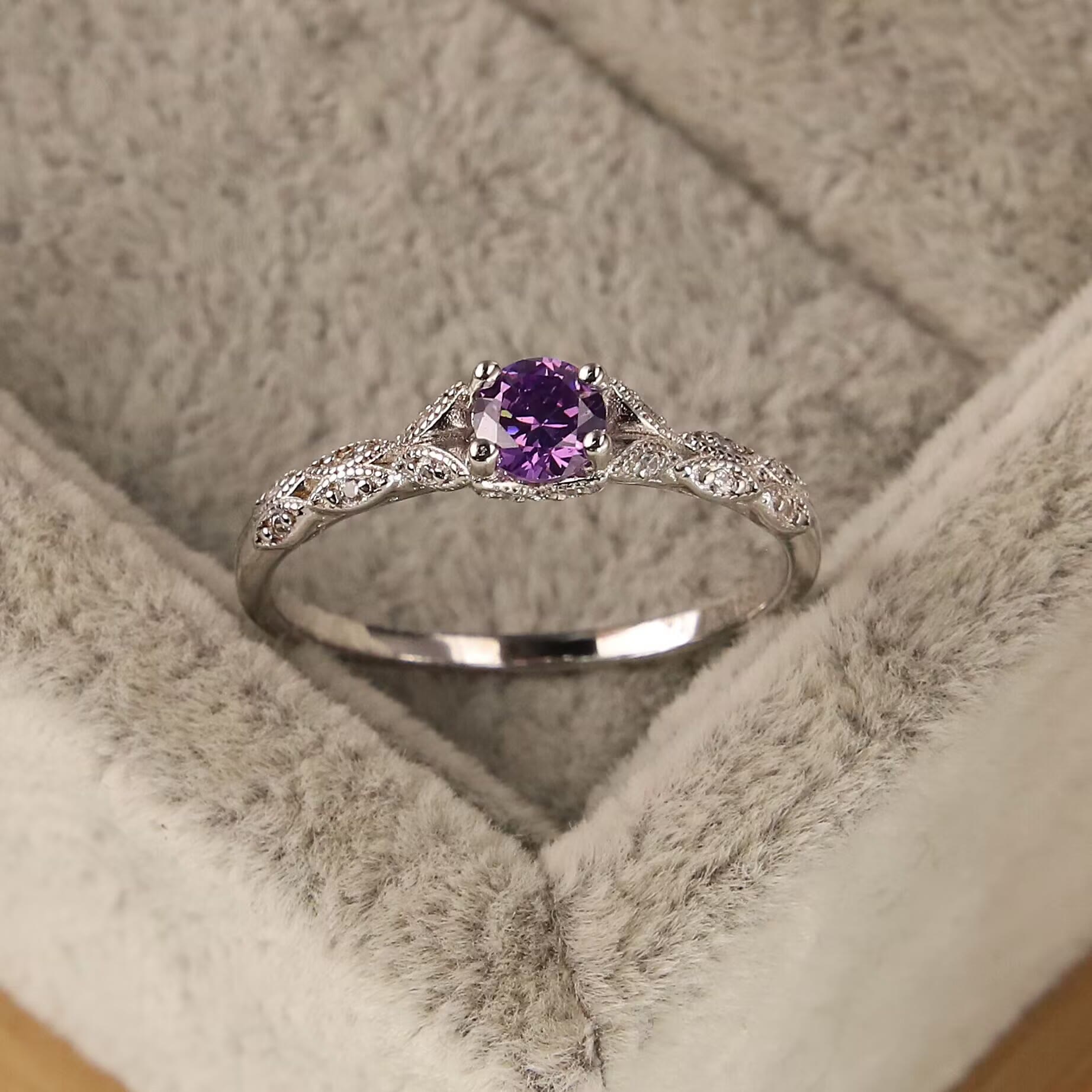 Elegant Minimalist Ring with Amethyst and Cubic Zirconia - Nova