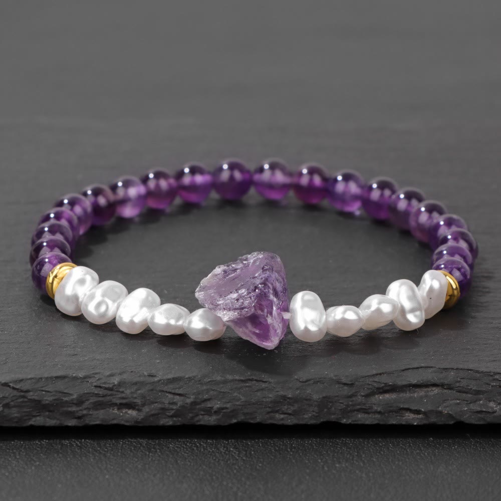 Eline's Enchanting Natural Crystal Bead Bracelet