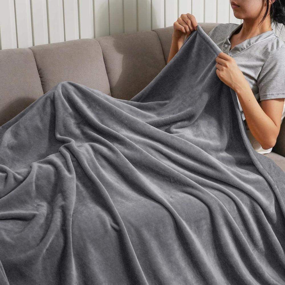 UltraSoft Fleece Blanket – Luxury Reversible for All Seasons