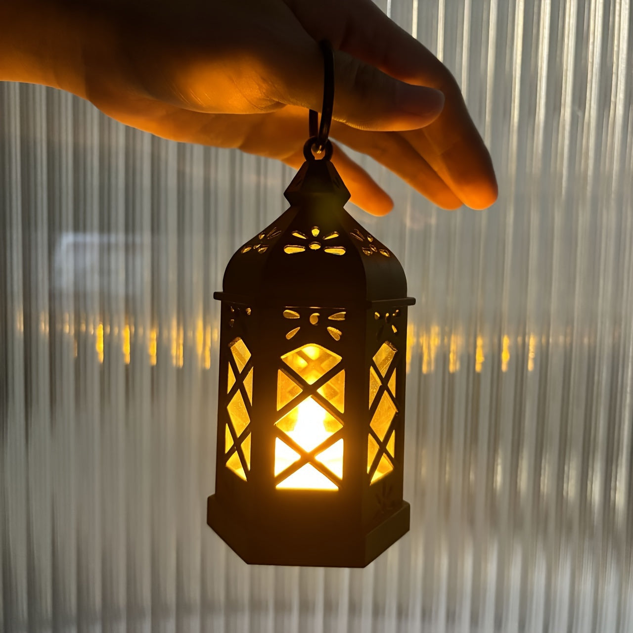 LuxeGlow Lanterns – Rustic LED Set for Party Lighting