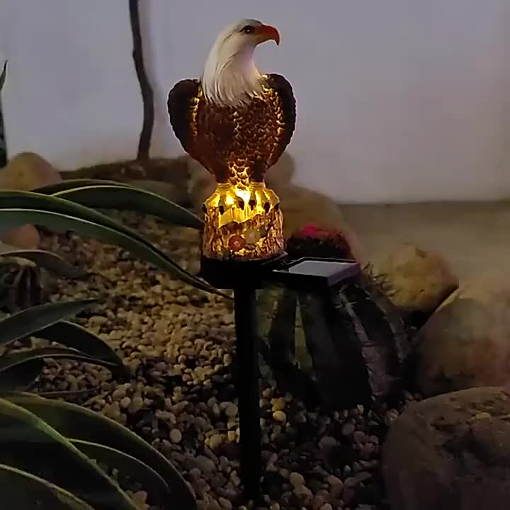 SolarGlow Eagle - Stylish Solar Lamp for Garden Lighting