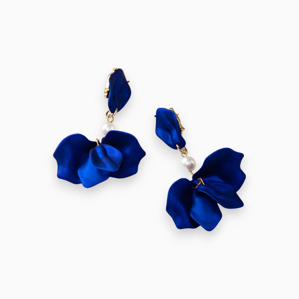 Isabella Earrings – Luxury Gold Pearl Dangle