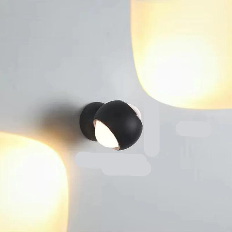 LumièreArt – Stylish Wall Lamp with Flexible Lighting