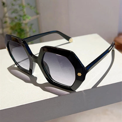 ReginaShade - Trendy Oversized Sunglasses for Women