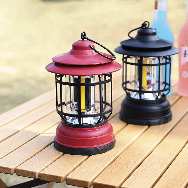 Éclaireur Vintage Garden Lamp - Retro Portable Lantern for Outdoor Adventures