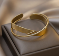 Elegant European Bracelet | Available in dazzling silver and luxurious gold!