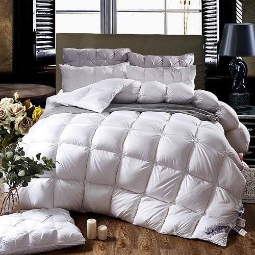 PlumeLux Goose Down Duvet – Luxury & Comfort in One
