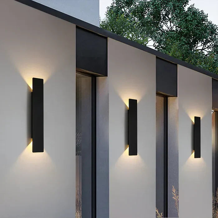 StormGlow Light – Weerbestendige LED Buitenwandlamp